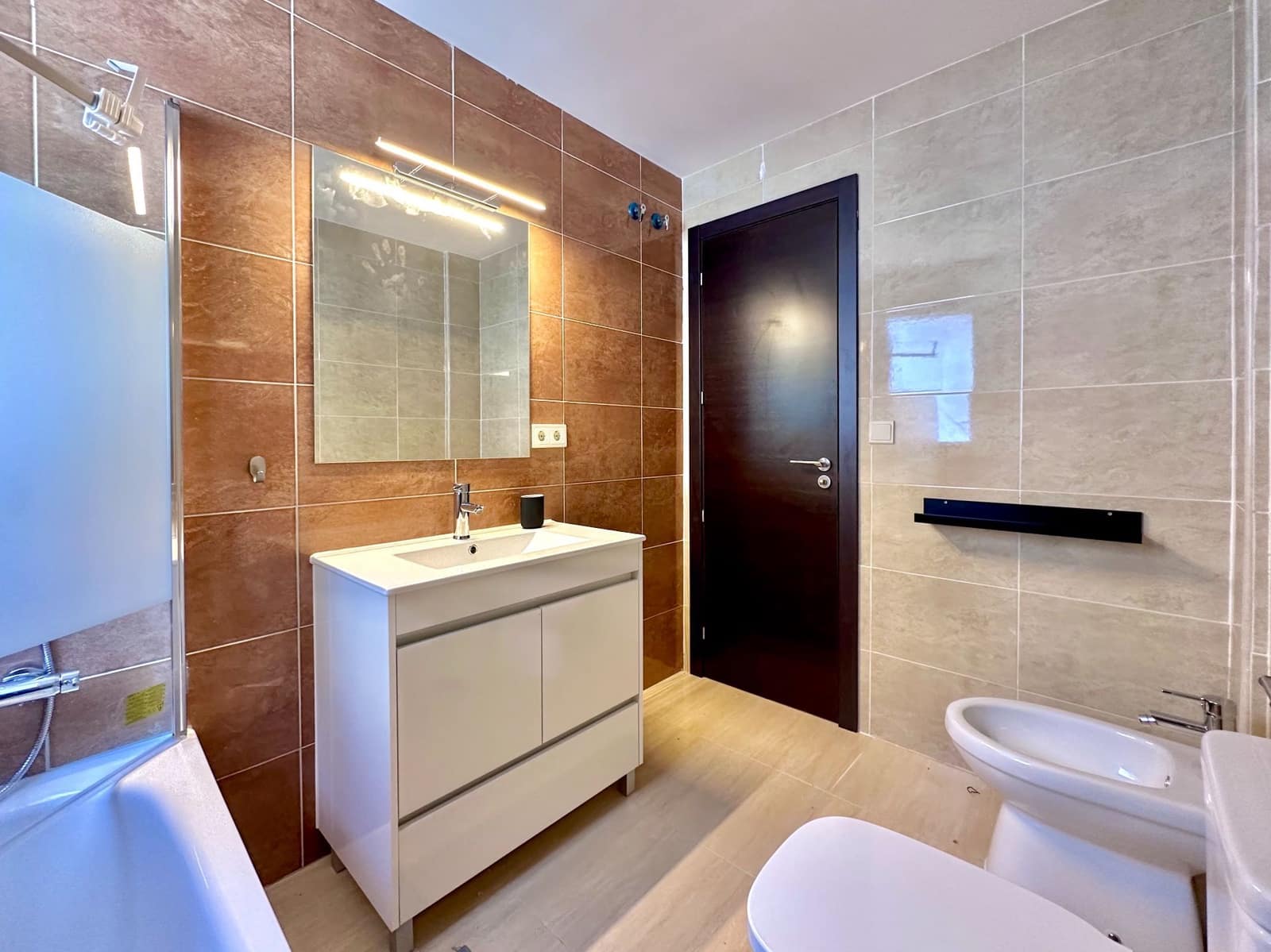 2 bedroom Semi-detached Villa for sale in Almunecar with garage - € 269,000 (Ref: 9840070)