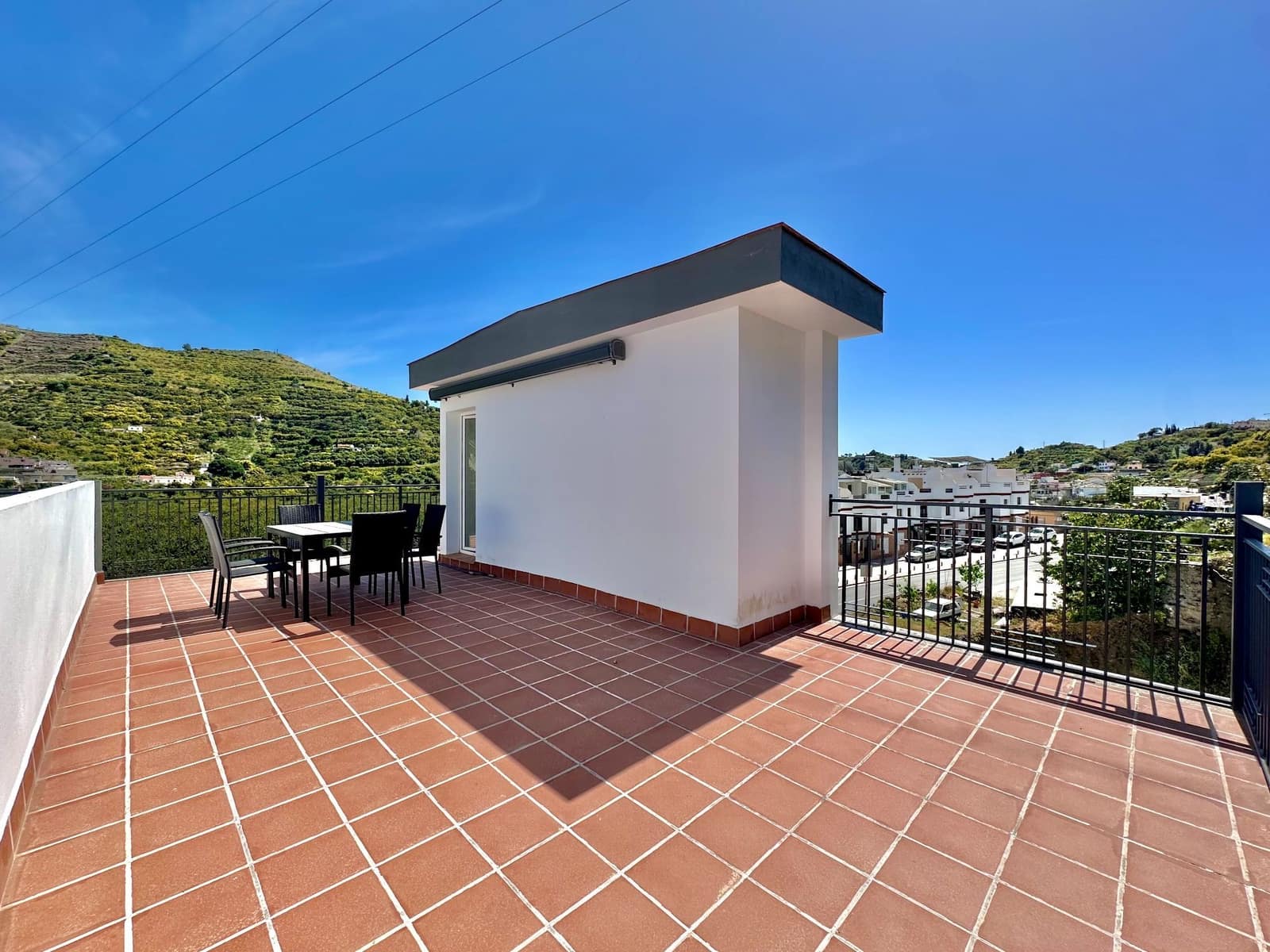 2 bedroom Semi-detached Villa for sale in Almunecar with garage - € 269,000 (Ref: 9840070)