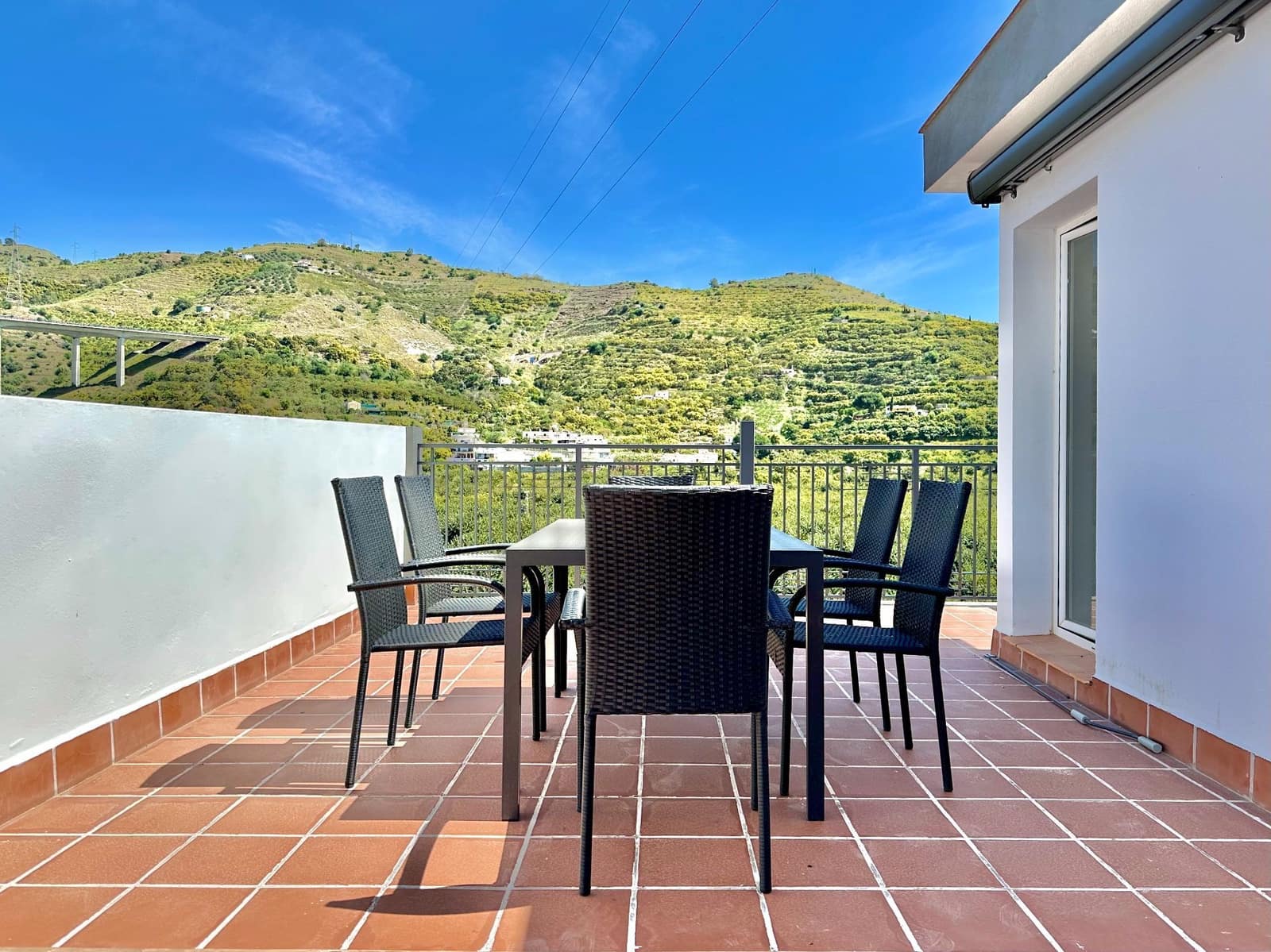 2 bedroom Semi-detached Villa for sale in Almunecar with garage - € 269,000 (Ref: 9840070)