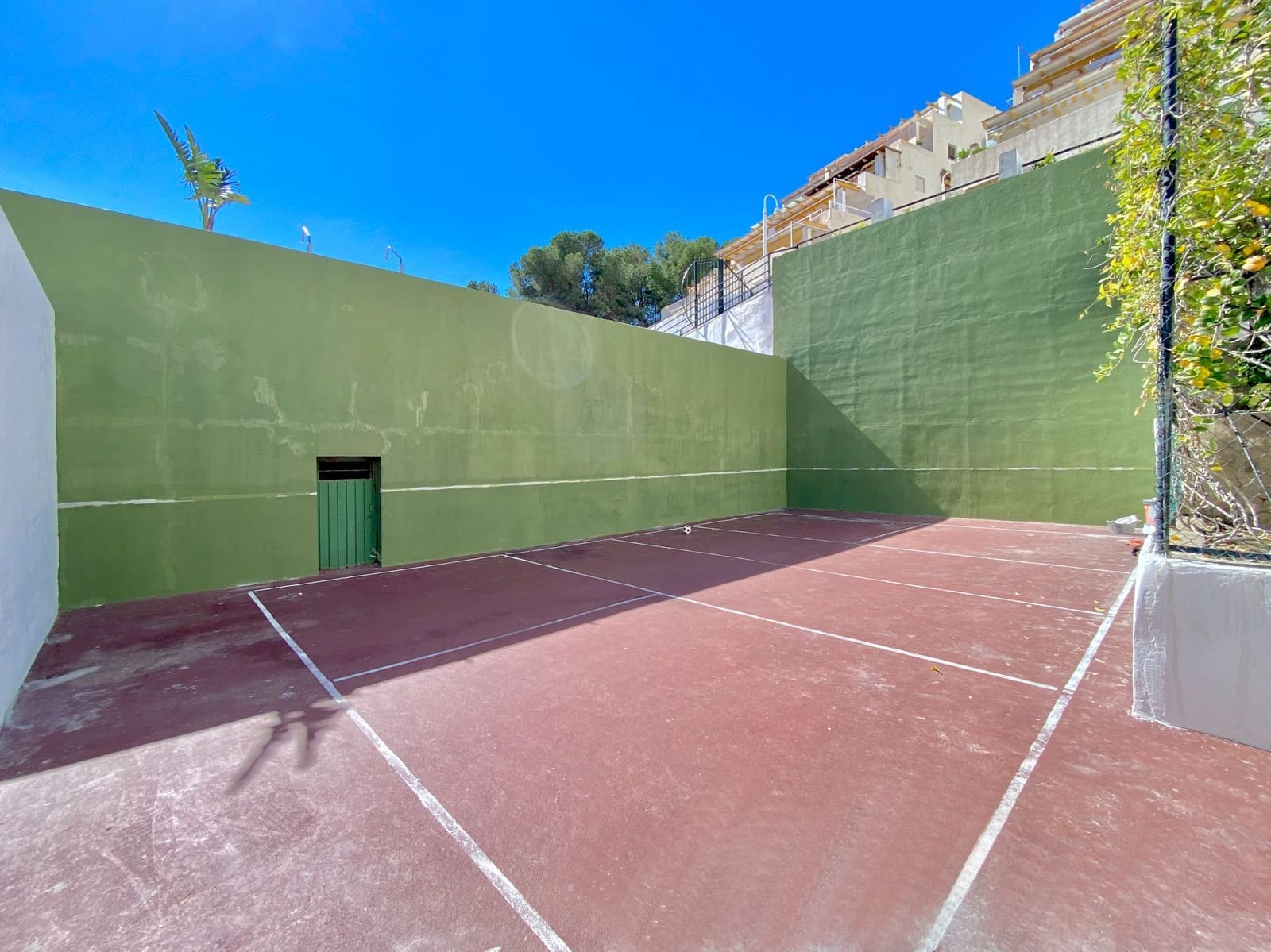 3 chambre Appartement à vendre à Almunecar avec piscine garage - 269 000 € (Ref: 9850903)