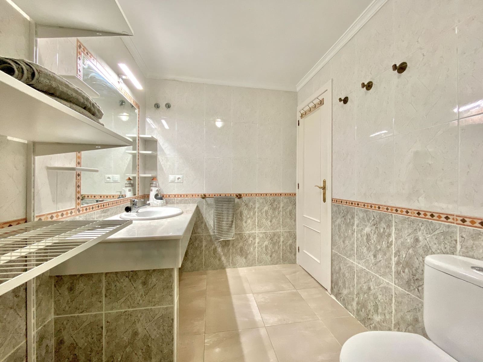 3 chambre Appartement à vendre à Almunecar avec piscine garage - 269 000 € (Ref: 9850903)