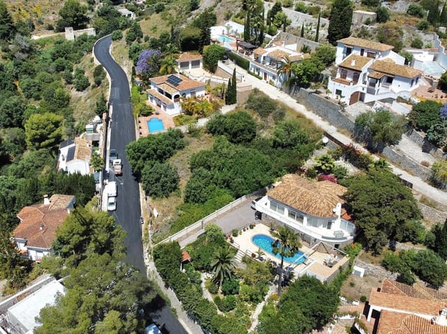 Tomt till salu i Cotobro, Almuñécar - 280 000 € (Ref: 9858912)