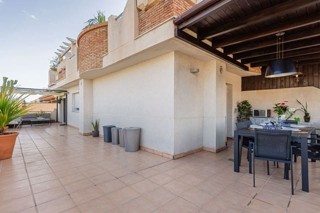 4 quarto Penthouse para arrendar em Almuñécar com garagem - 1 750 € (Ref: 9866437)