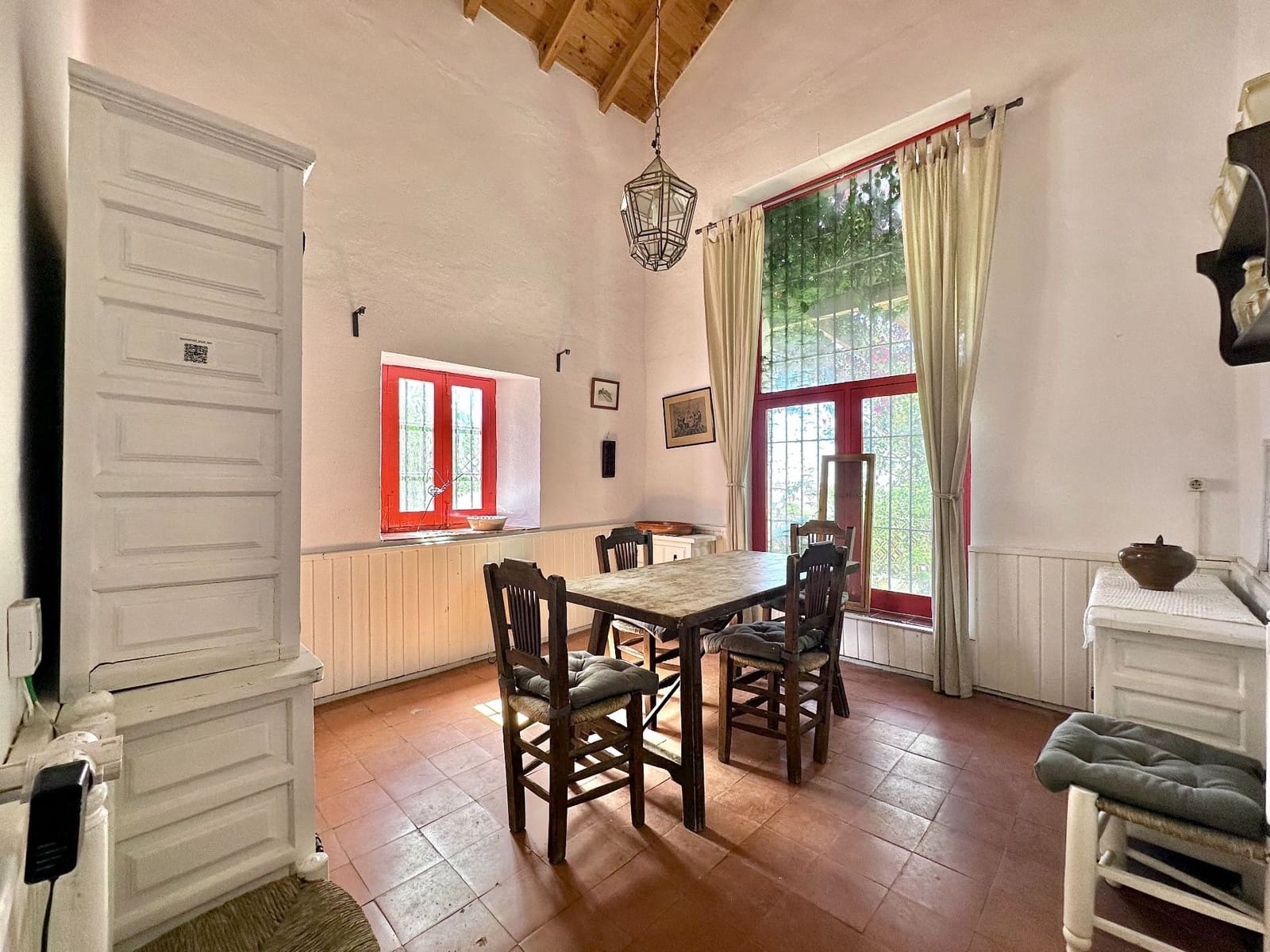4 slaapkamer Villa te koop in Almunecar met garage - € 395.000 (Ref: 9866438)