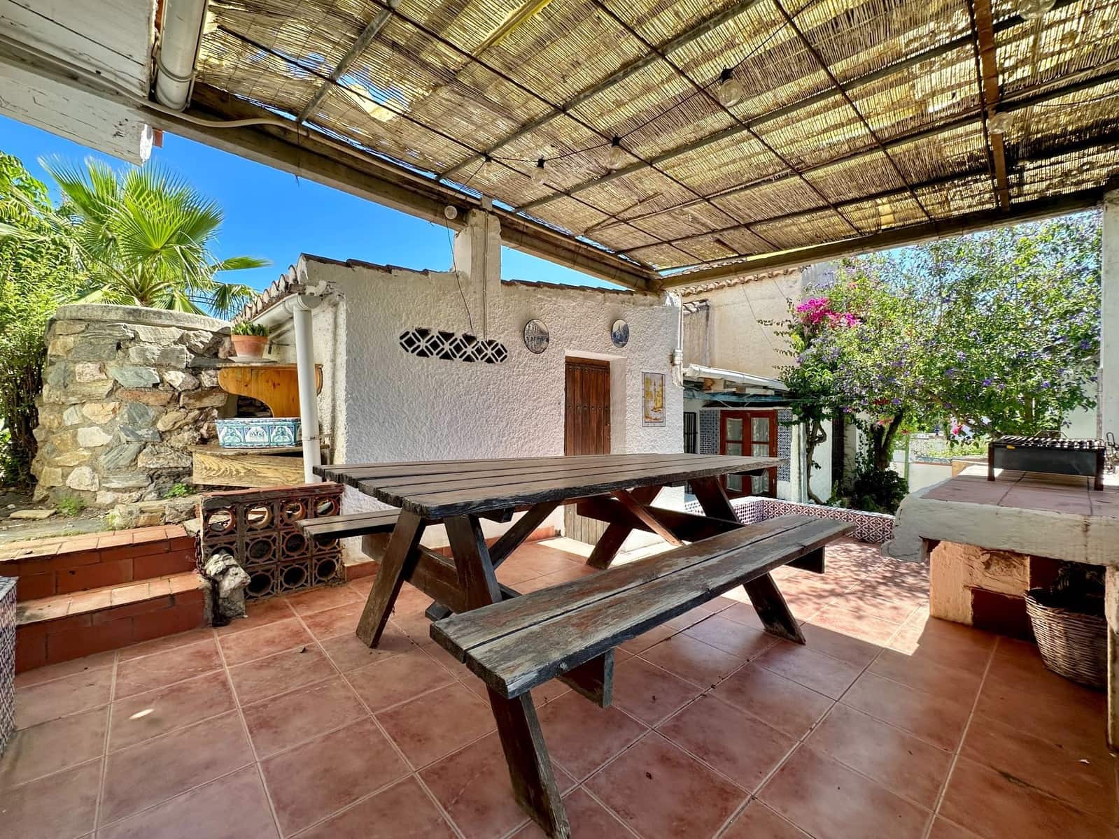 4 slaapkamer Villa te koop in Almunecar met garage - € 395.000 (Ref: 9866438)