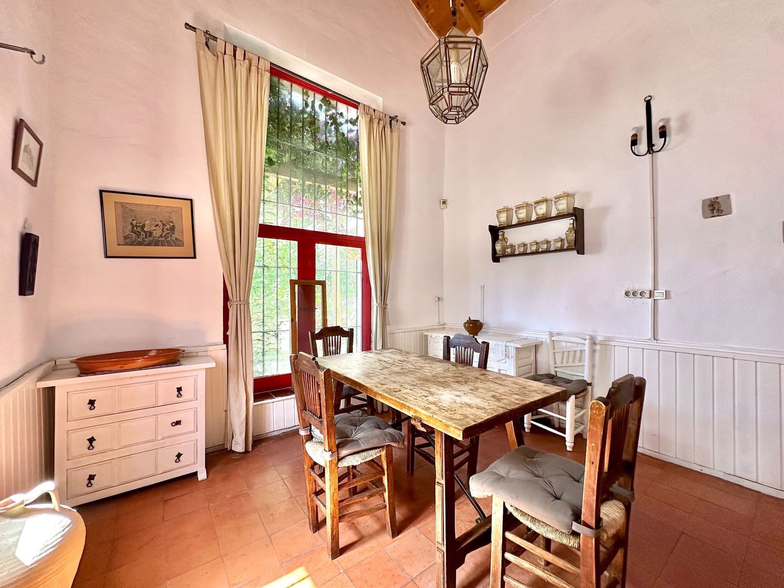 4 slaapkamer Villa te koop in Almunecar met garage - € 395.000 (Ref: 9866438)
