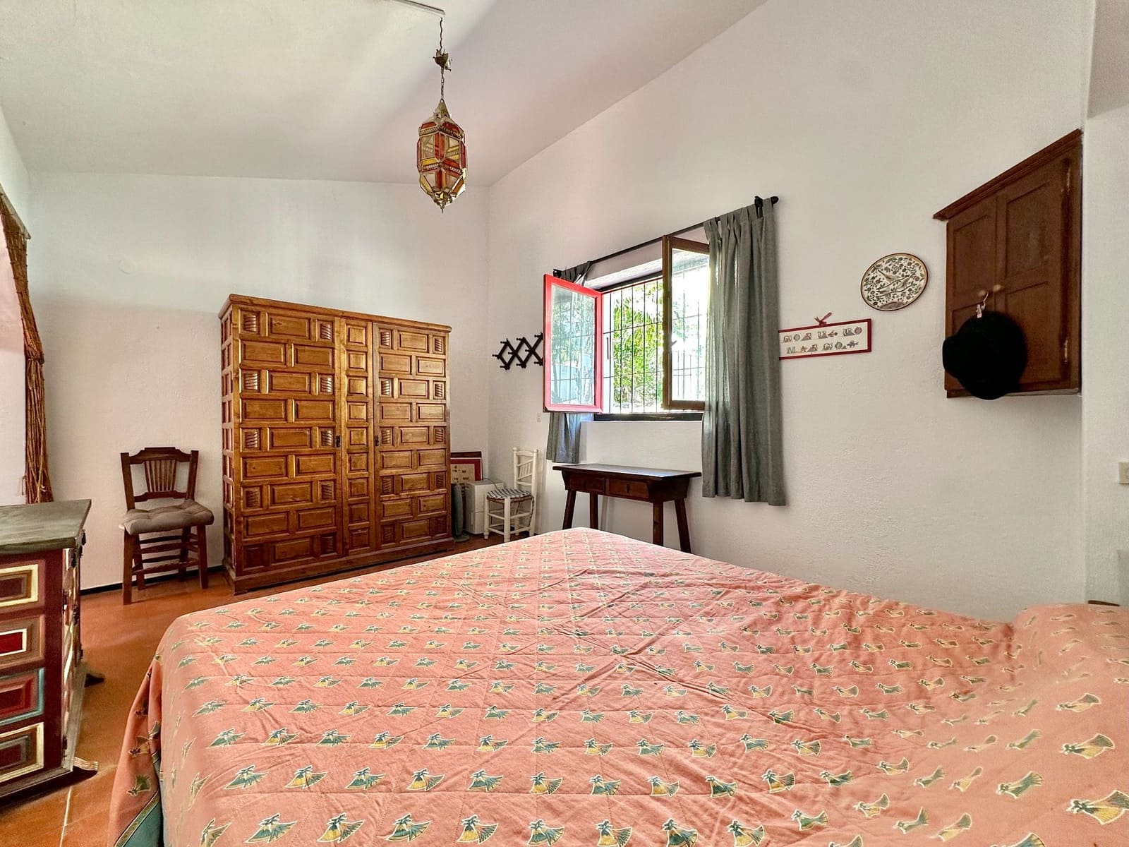 4 slaapkamer Villa te koop in Almunecar met garage - € 395.000 (Ref: 9866438)