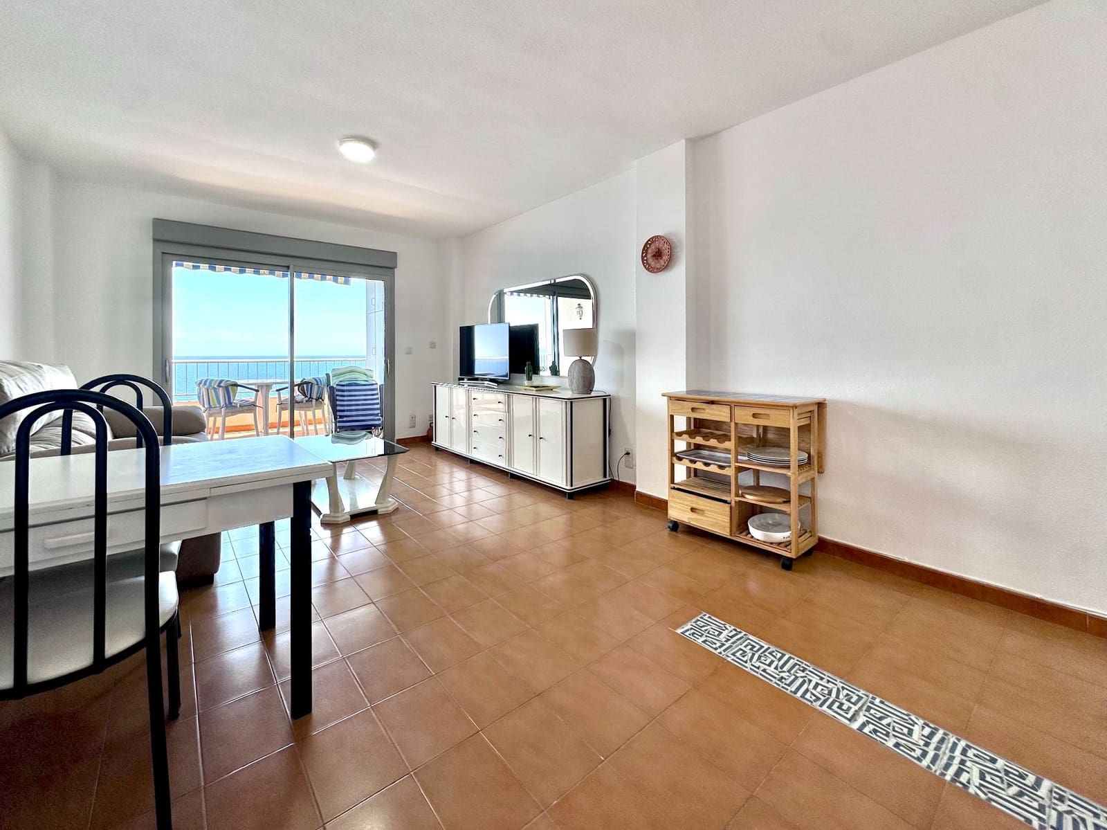 1 bedroom Apartment for sale in Almunecar with pool - € 270,000 (Ref: 9915172)