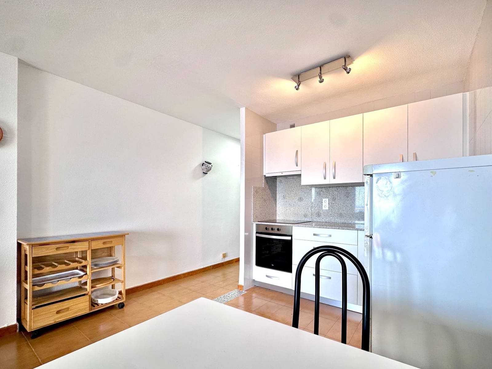 1 bedroom Apartment for sale in Almunecar with pool - € 270,000 (Ref: 9915172)