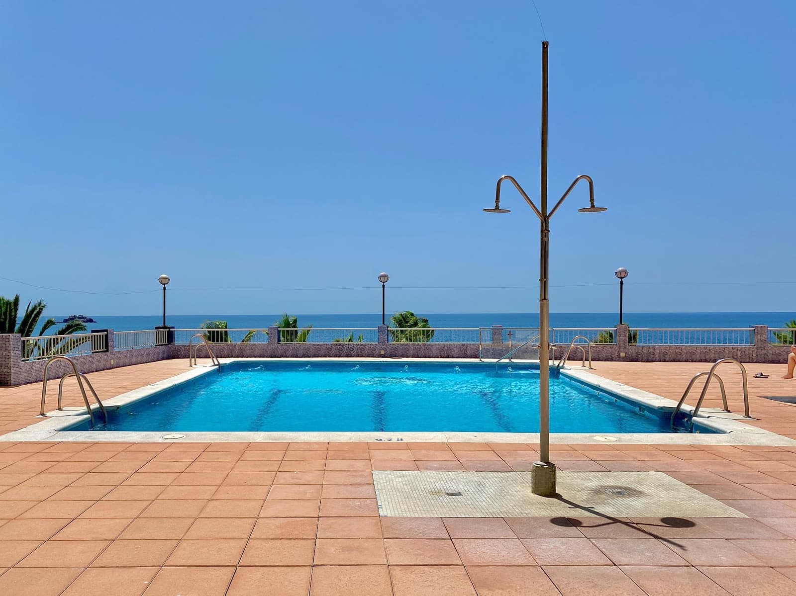 1 bedroom Apartment for sale in Almunecar with pool - € 270,000 (Ref: 9915172)