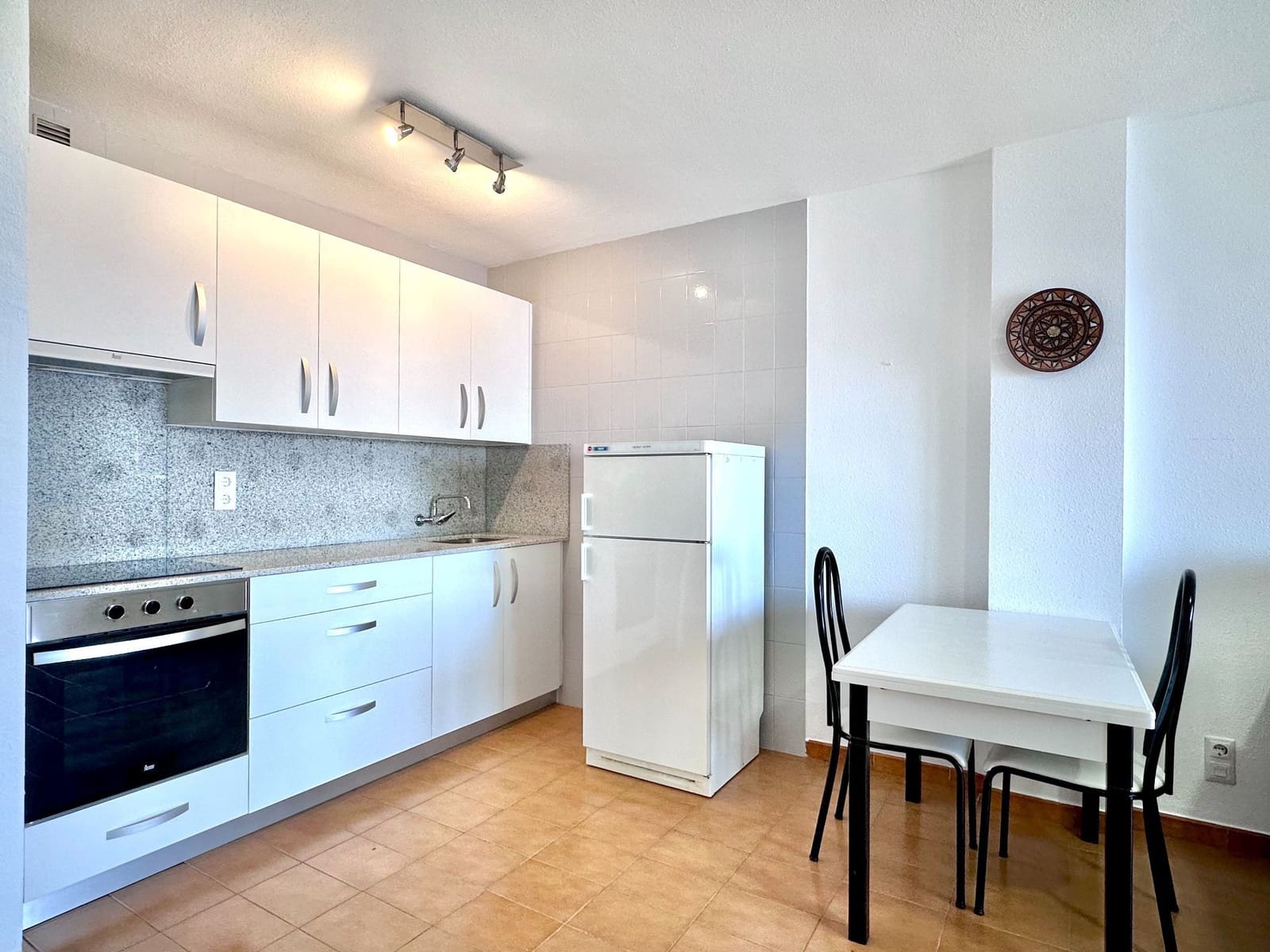 1 bedroom Apartment for sale in Almunecar with pool - € 270,000 (Ref: 9915172)