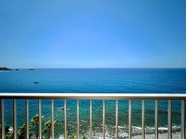 1 bedroom Apartment for sale in Almuñécar with pool - € 270,000 (Ref: 9915172)