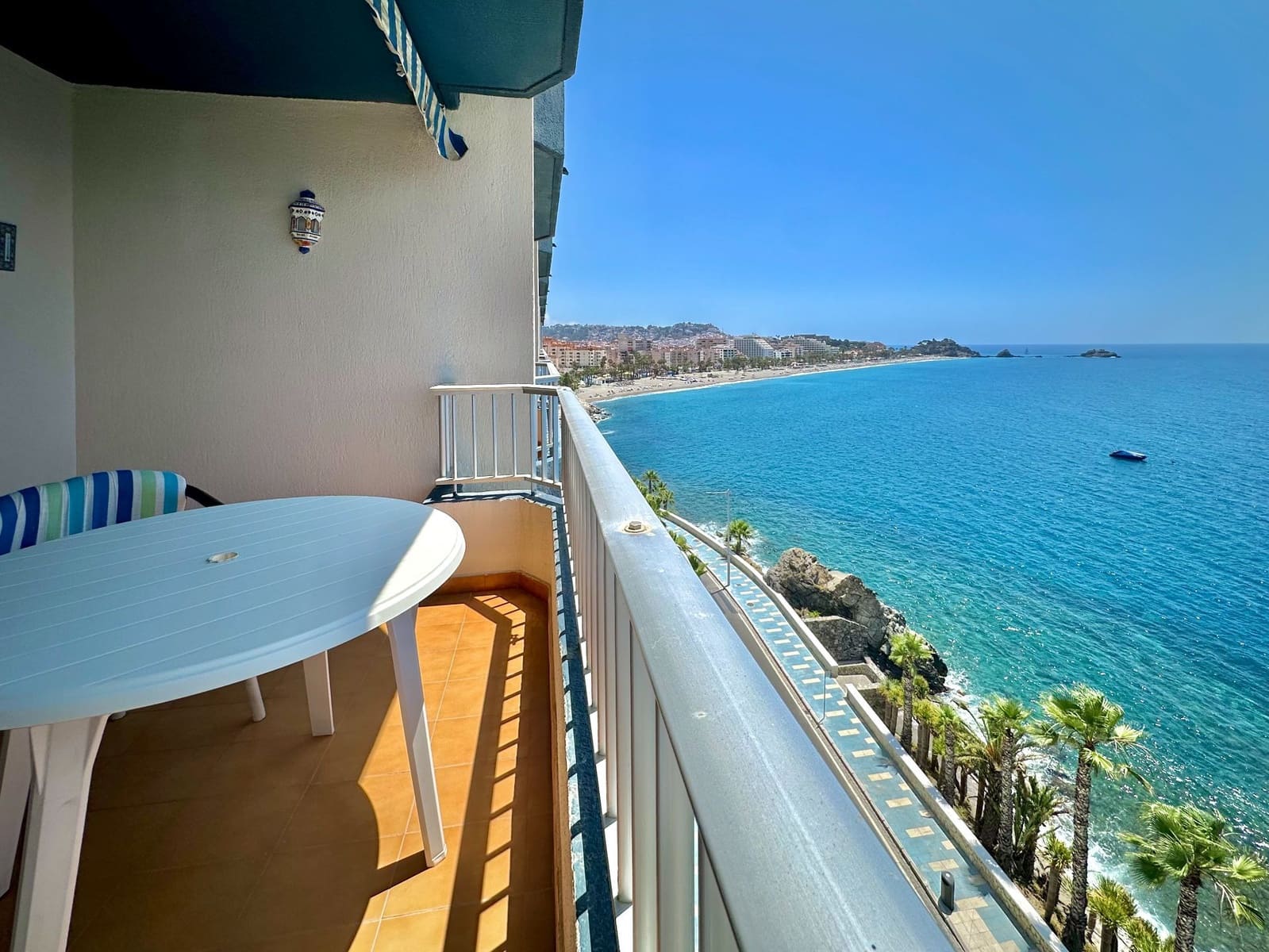 1 bedroom Apartment for sale in Almunecar with pool - € 270,000 (Ref: 9915172)