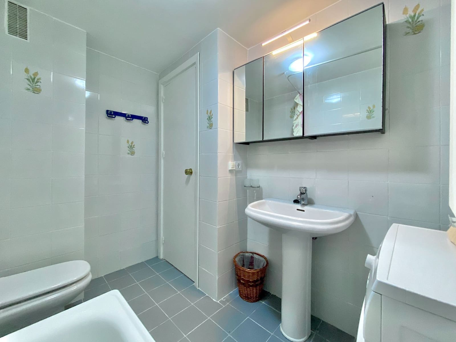 1 slaapkamer Appartement te koop in Almunecar met garage - € 140.000 (Ref: 9916456)