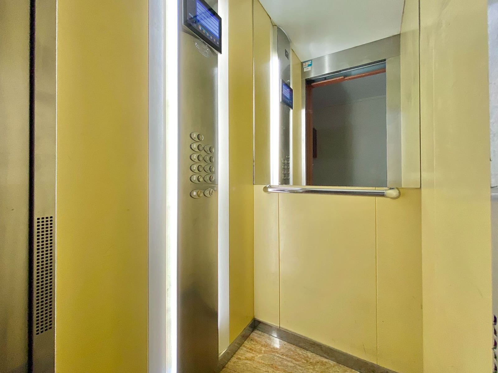 1 slaapkamer Appartement te koop in Almunecar met garage - € 140.000 (Ref: 9916456)