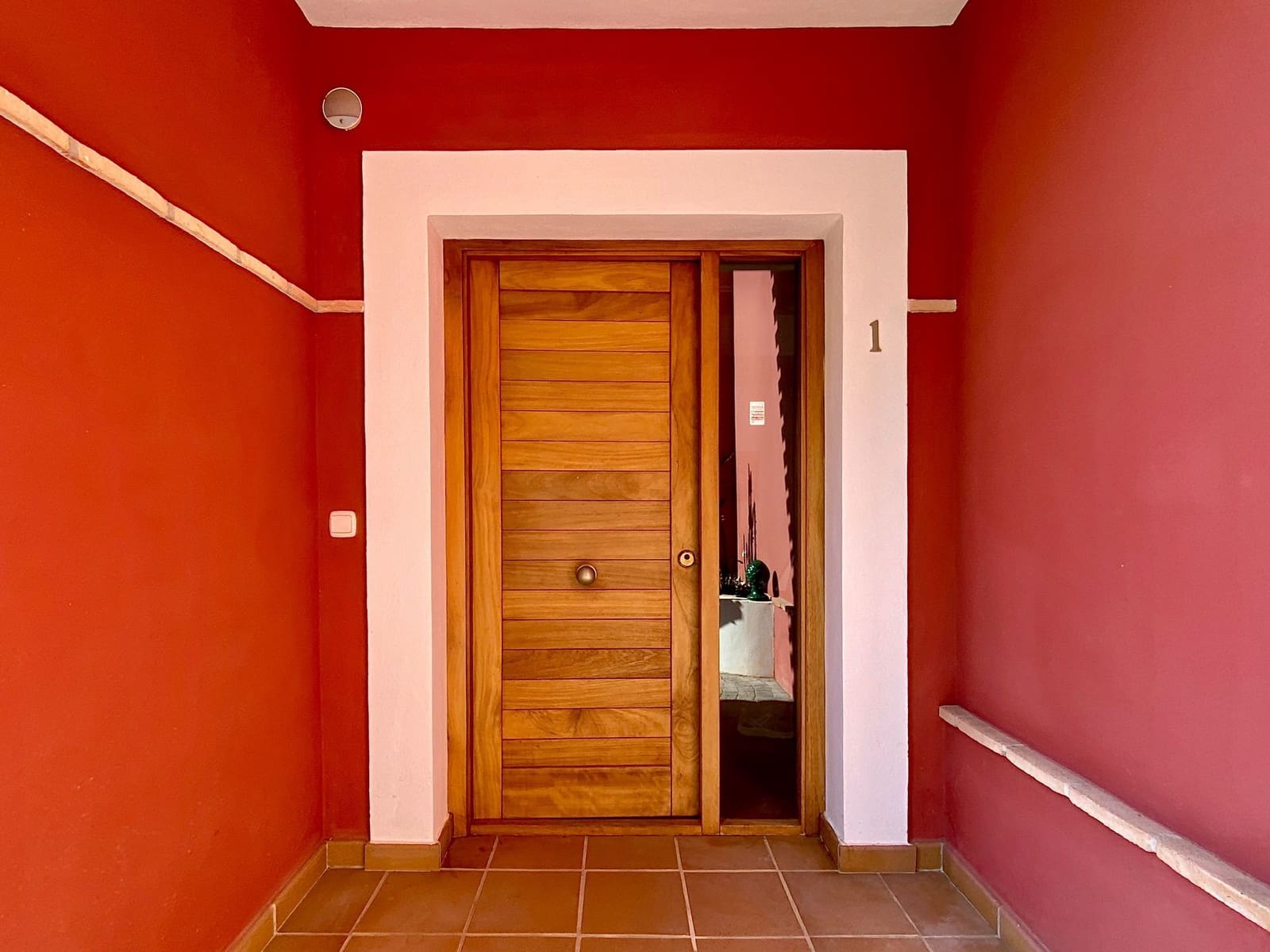 2 bedroom Villa for sale in Cotobro with pool garage - € 580,000 (Ref: 9923173)