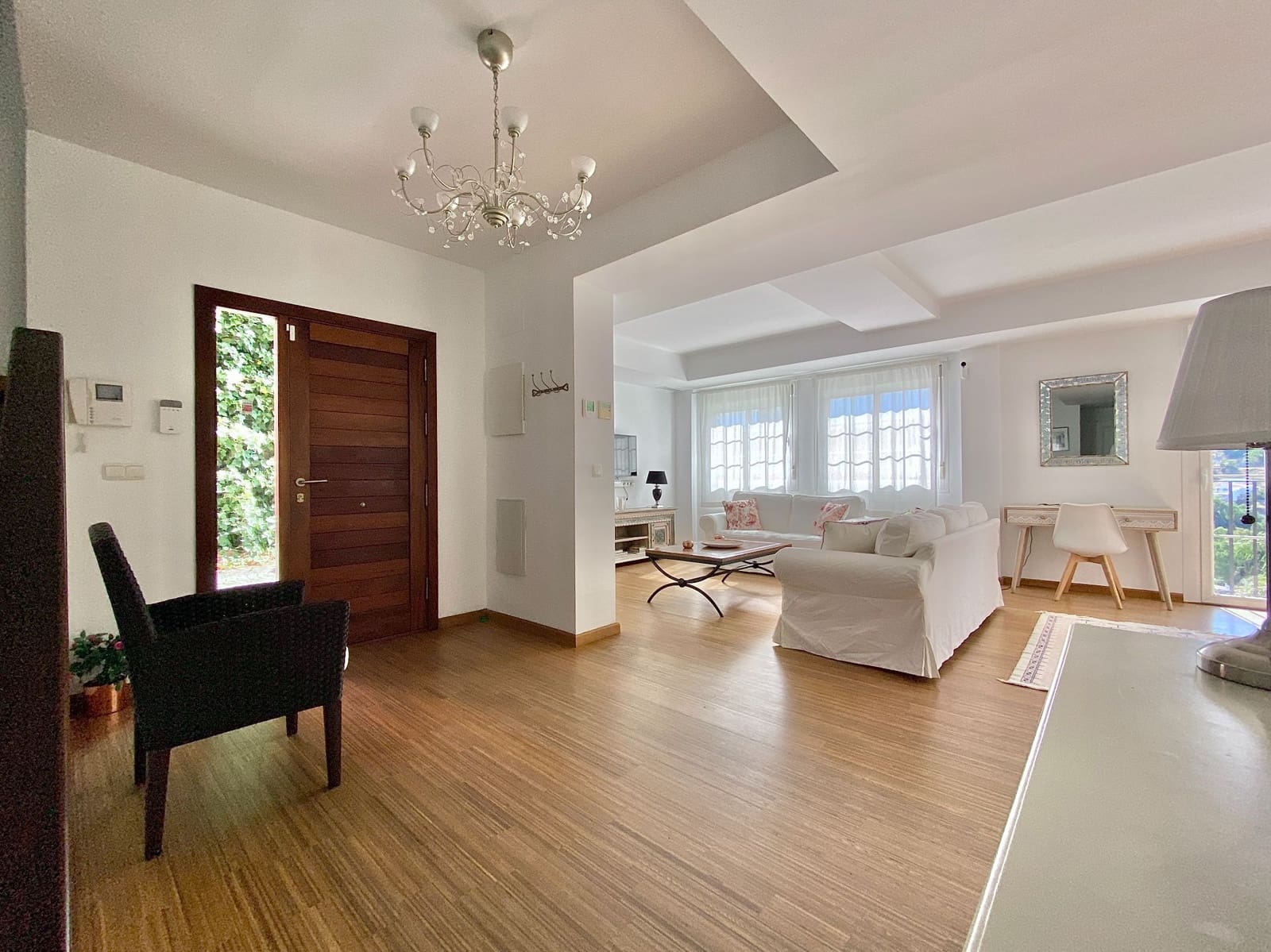 2 bedroom Villa for sale in Cotobro with pool garage - € 580,000 (Ref: 9923173)
