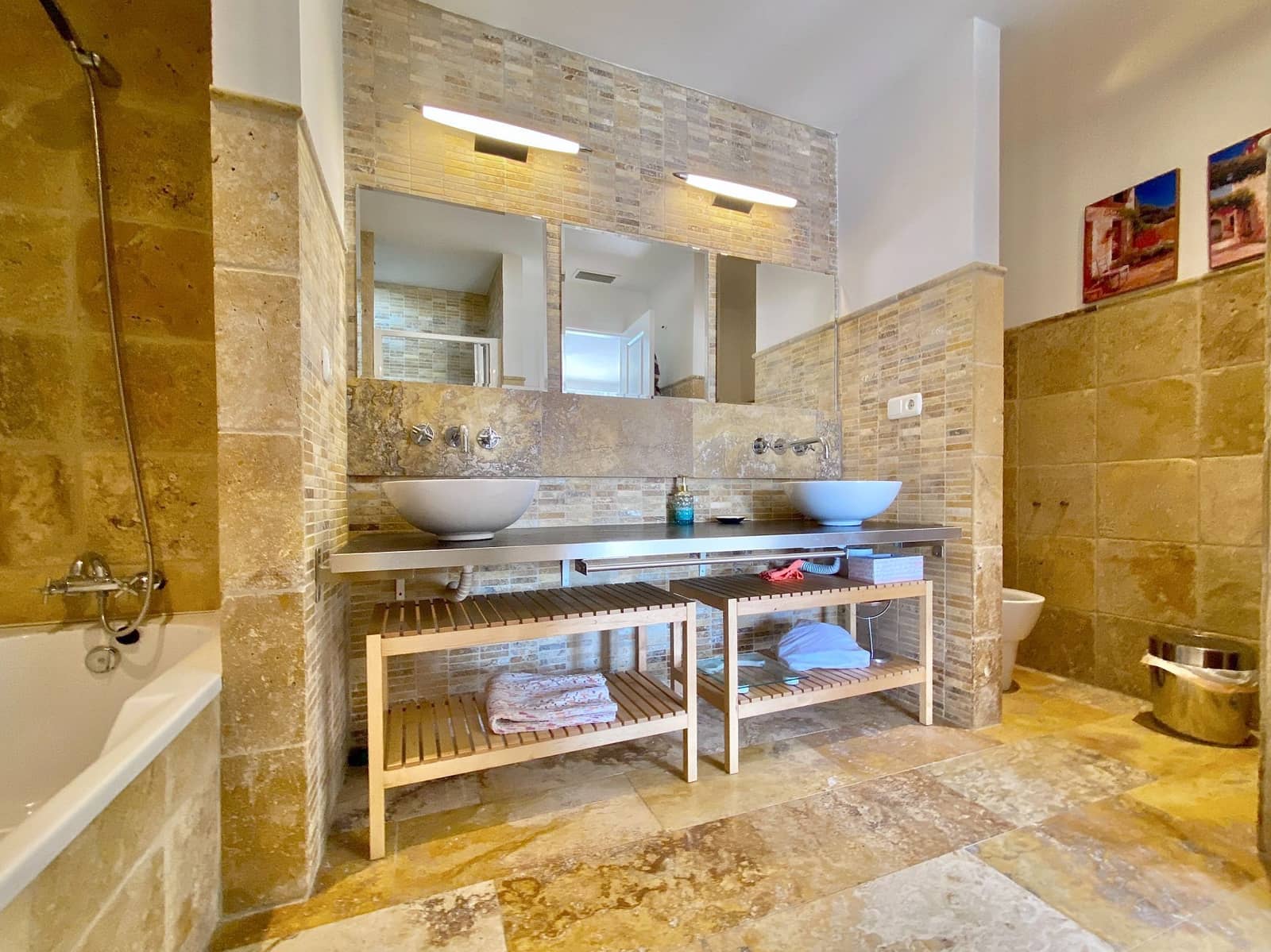 2 bedroom Villa for sale in Cotobro with pool garage - € 580,000 (Ref: 9923173)