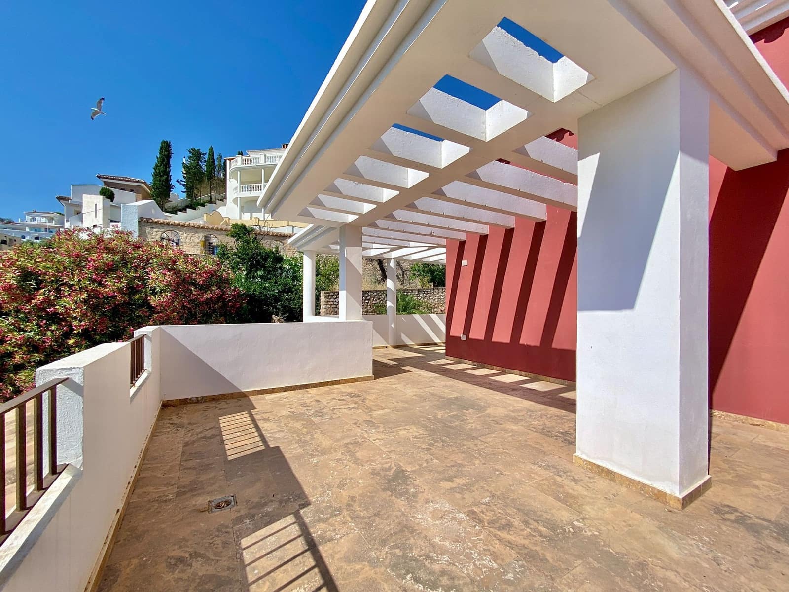 2 bedroom Villa for sale in Cotobro with pool garage - € 580,000 (Ref: 9923173)