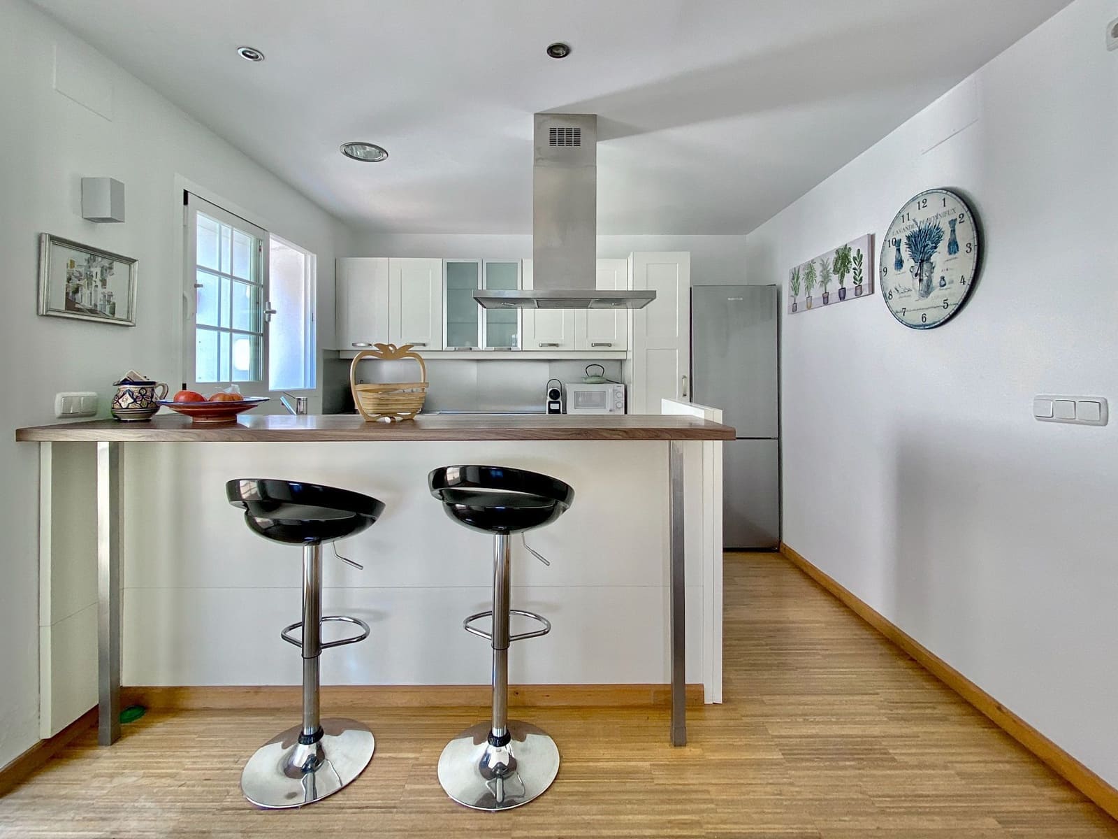 2 bedroom Villa for sale in Cotobro with pool garage - € 580,000 (Ref: 9923173)