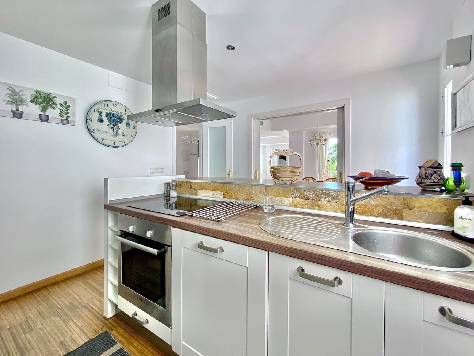 2 bedroom Villa for sale in Cotobro with pool garage - € 580,000 (Ref: 9923173)