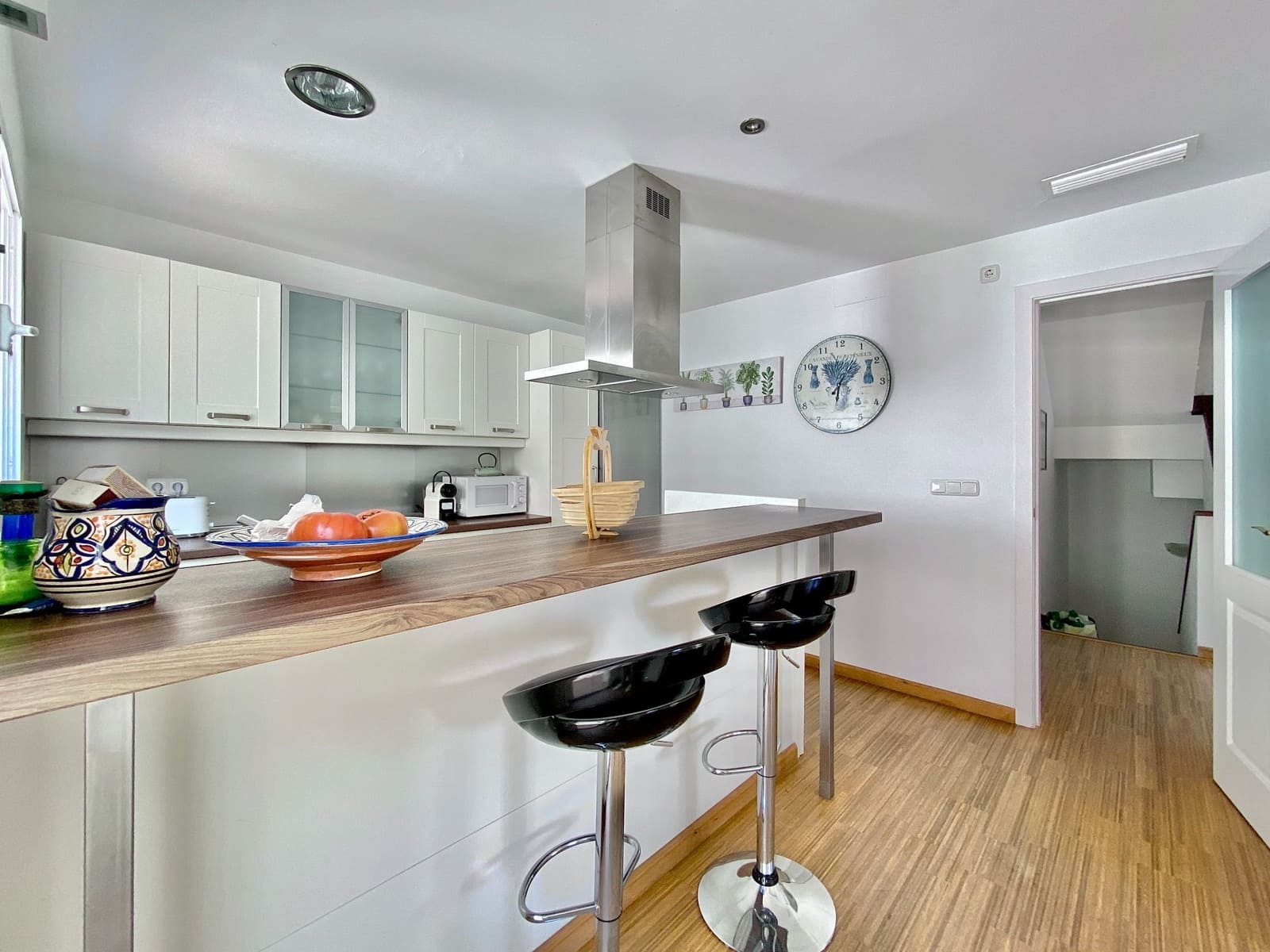 2 bedroom Villa for sale in Cotobro with pool garage - € 580,000 (Ref: 9923173)