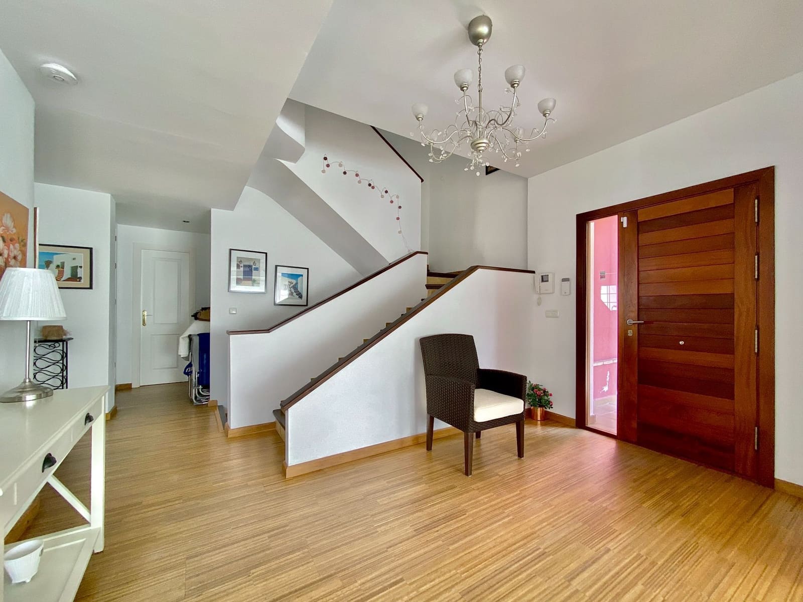 2 bedroom Villa for sale in Cotobro with pool garage - € 580,000 (Ref: 9923173)