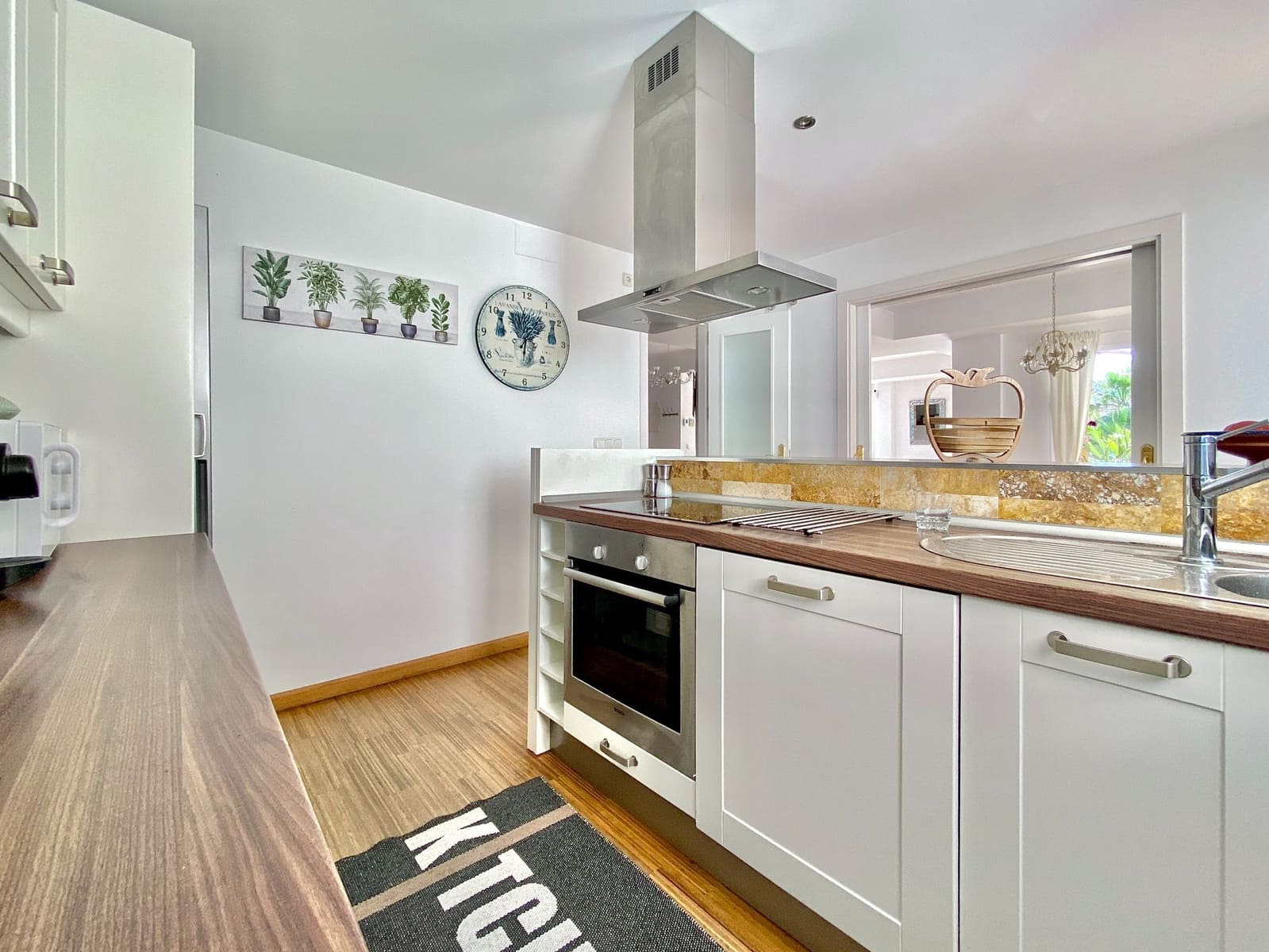 2 bedroom Villa for sale in Cotobro with pool garage - € 580,000 (Ref: 9923173)