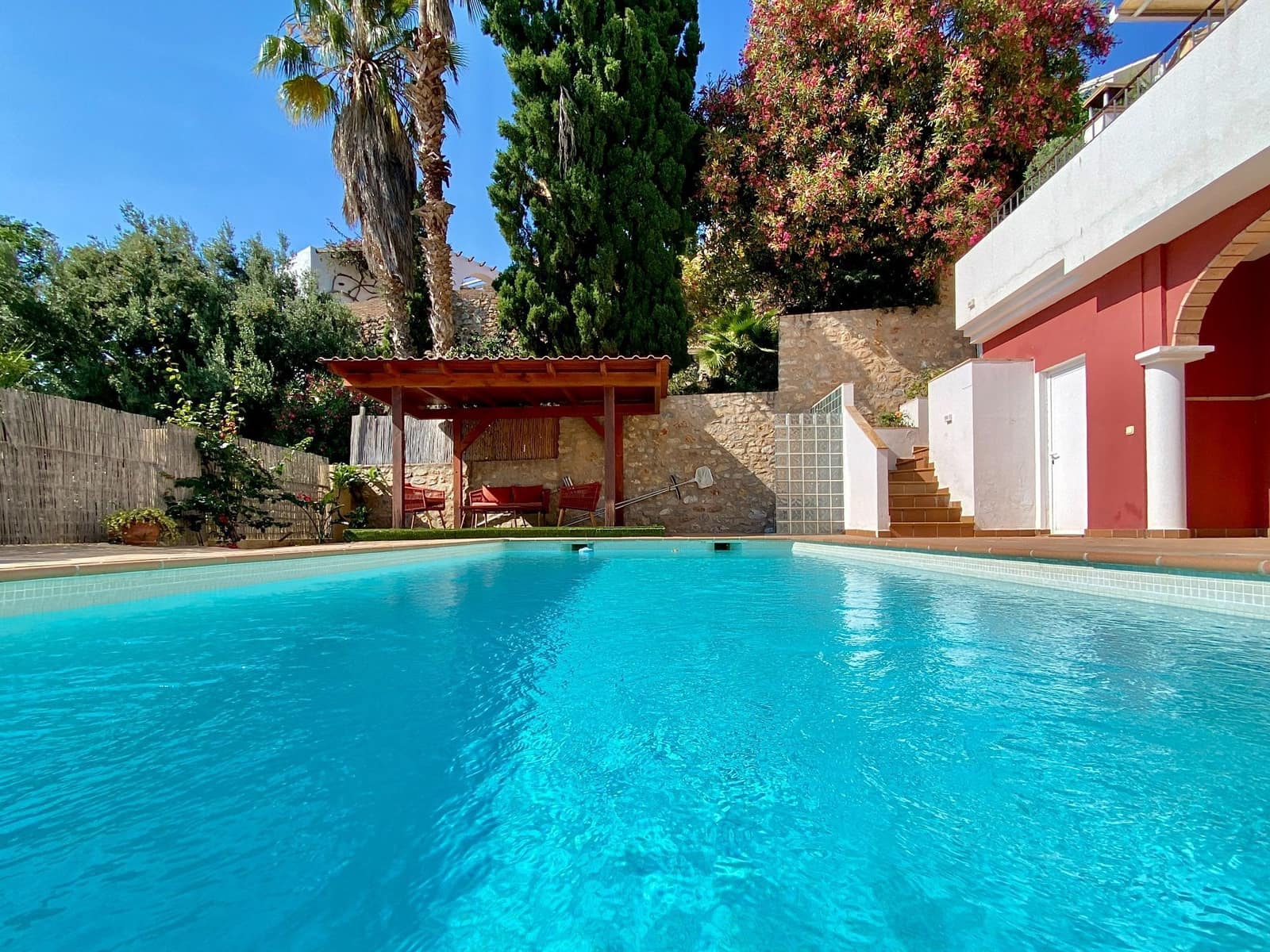 2 bedroom Villa for sale in Cotobro with pool garage - € 580,000 (Ref: 9923173)