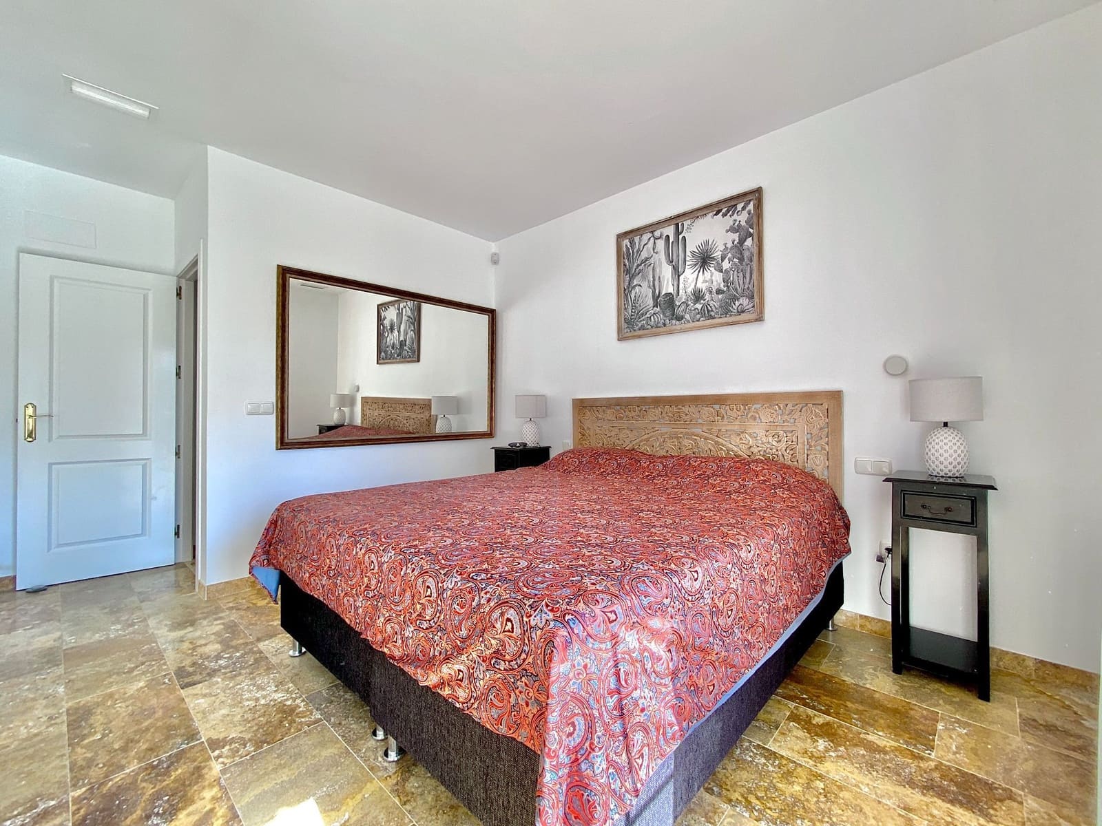 2 bedroom Villa for sale in Cotobro with pool garage - € 580,000 (Ref: 9923173)