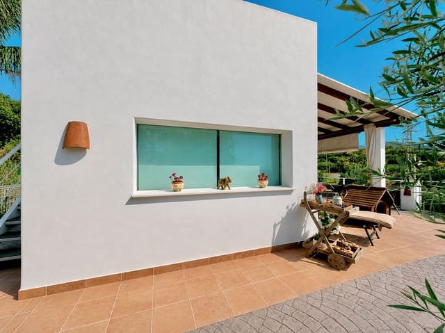 2 soveværelse Finca/Landehus til salg i Salobreña med garage - € 299.000 (Ref: 9945068)
