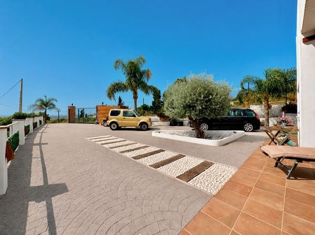 2 soveværelse Finca/Landehus til salg i Salobreña med garage - € 299.000 (Ref: 9945068)