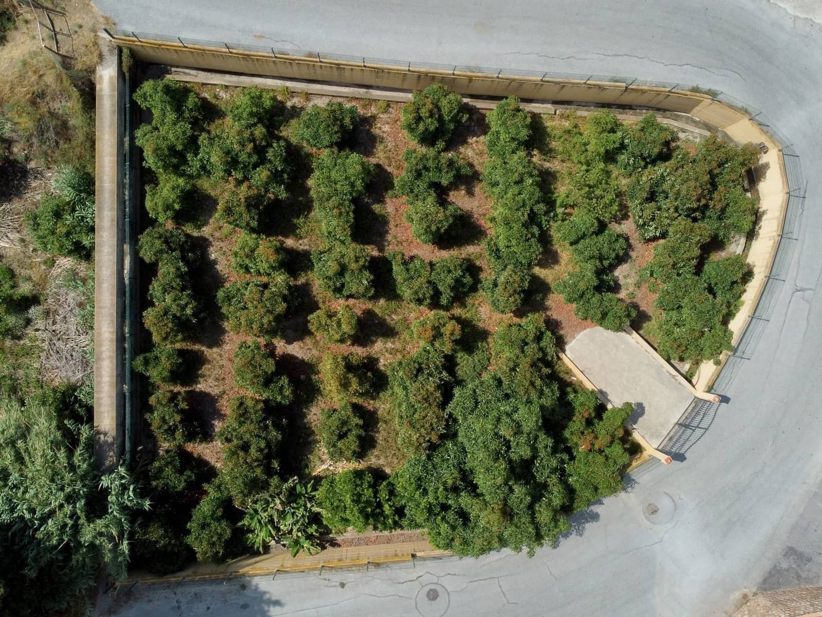 2 soveværelse Finca/Landehus til salg i Salobrena med garage - € 299.000 (Ref: 9945068)