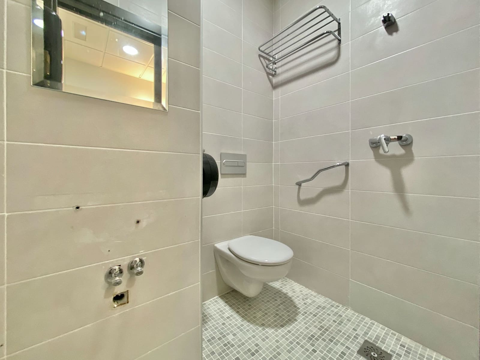 13 bedroom Commercial for rent in Almunecar - € 4,000 (Ref: 9981787)