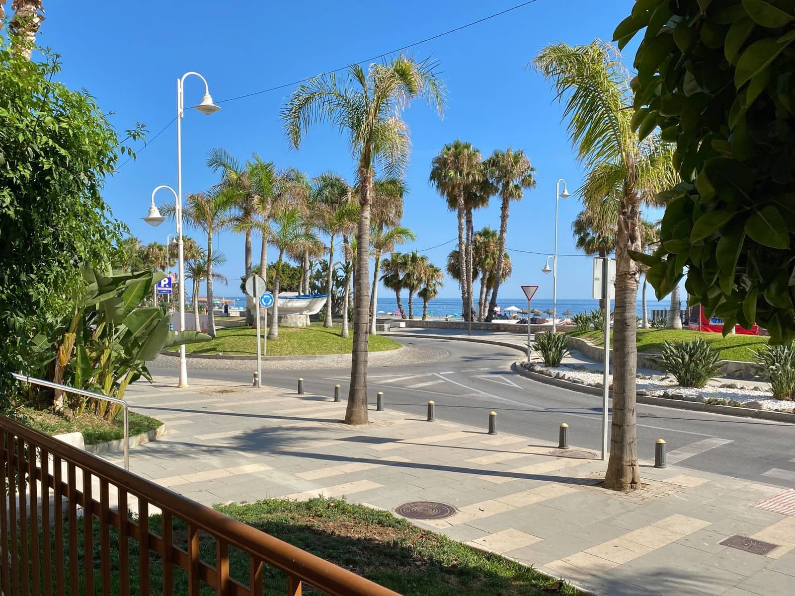 13 bedroom Commercial for rent in Almunecar - € 4,000 (Ref: 9981787)