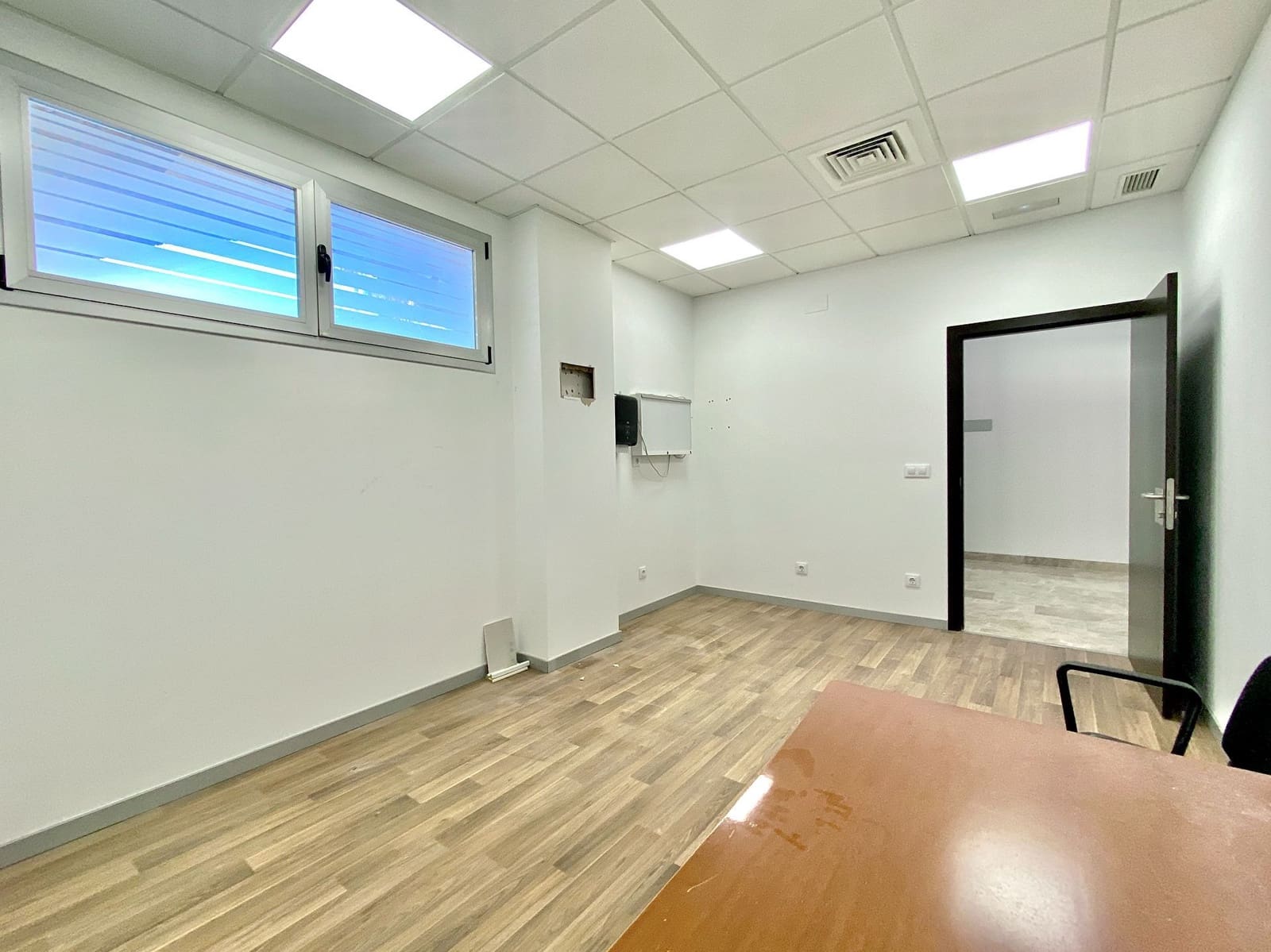 13 bedroom Commercial for rent in Almunecar - € 4,000 (Ref: 9981787)