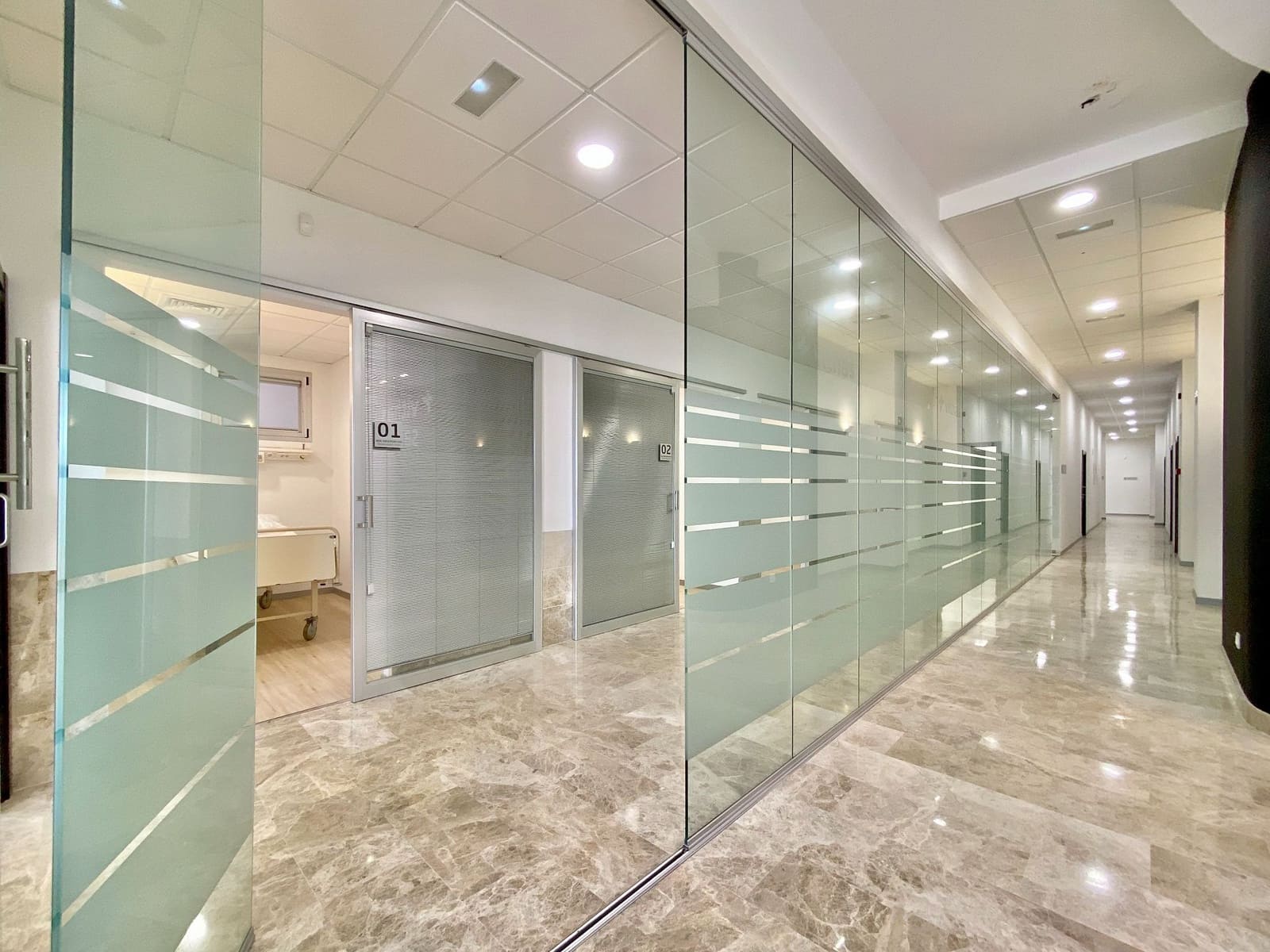 13 bedroom Commercial for rent in Almunecar - € 4,000 (Ref: 9981787)