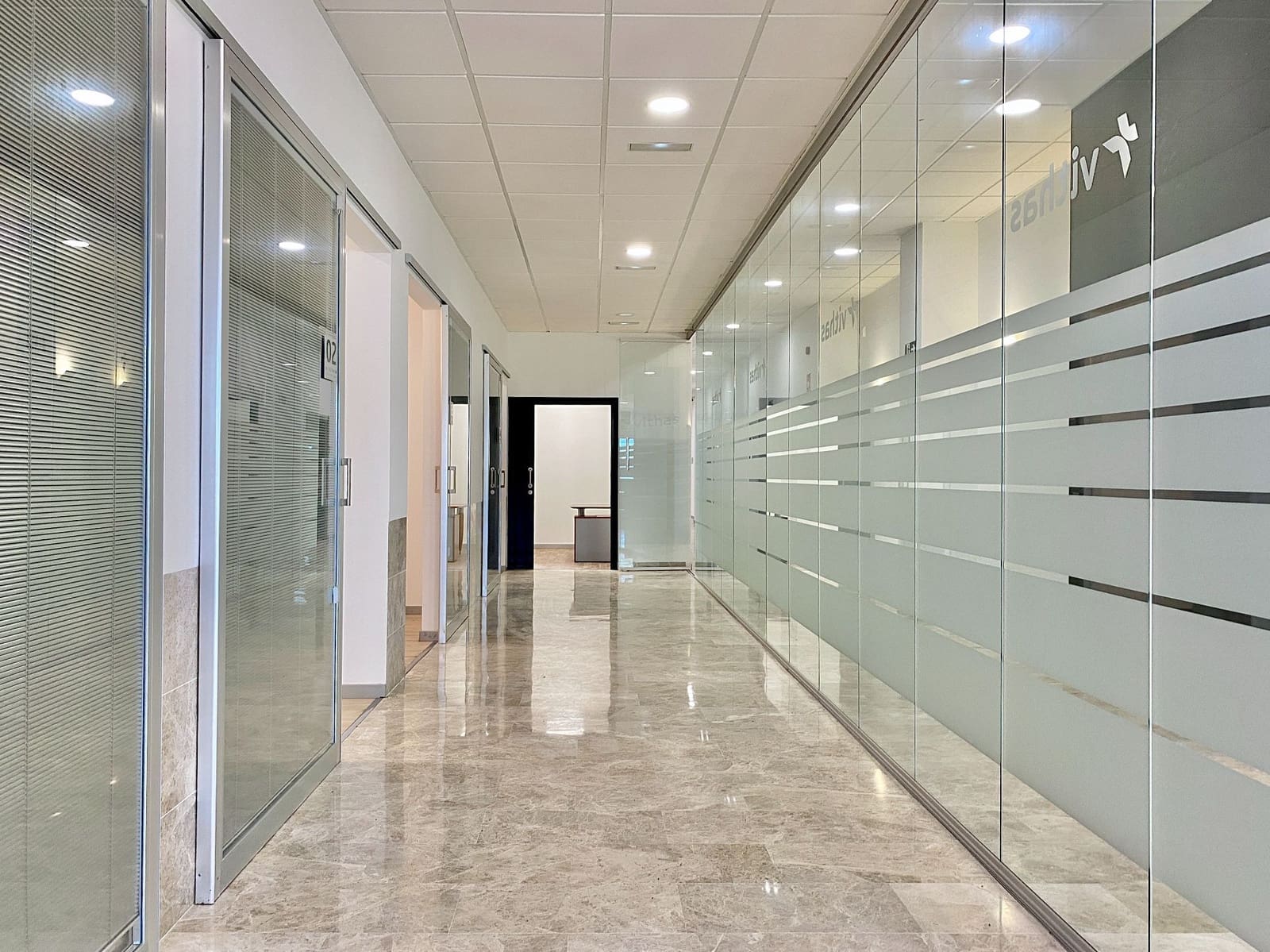 13 bedroom Commercial for rent in Almunecar - € 4,000 (Ref: 9981787)