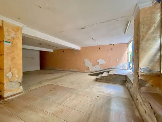 Commercieel te koop in Almuñécar - € 95.000 (Ref: 9998015)