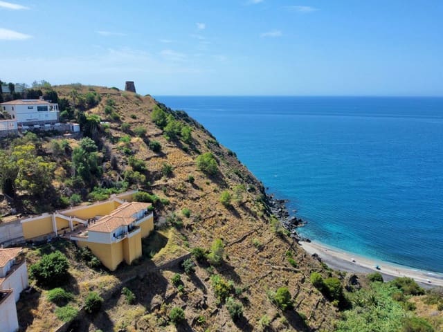 Chalet en Almuñécar en venta con garaje - 850.000 € (Ref: 9998016)