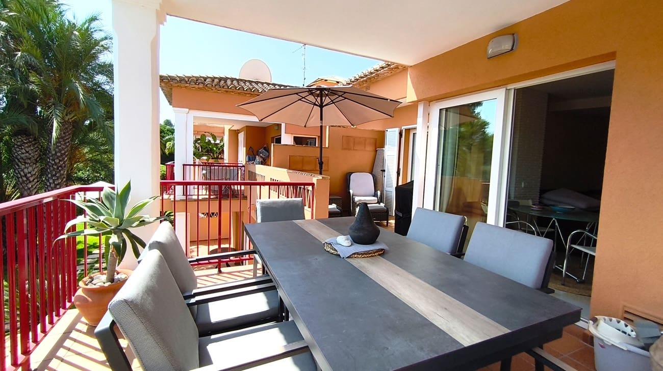2 Zimmer Apartment zu verkaufen in Denia mit Pool Garage - 309.000 € (Ref: 10004320)