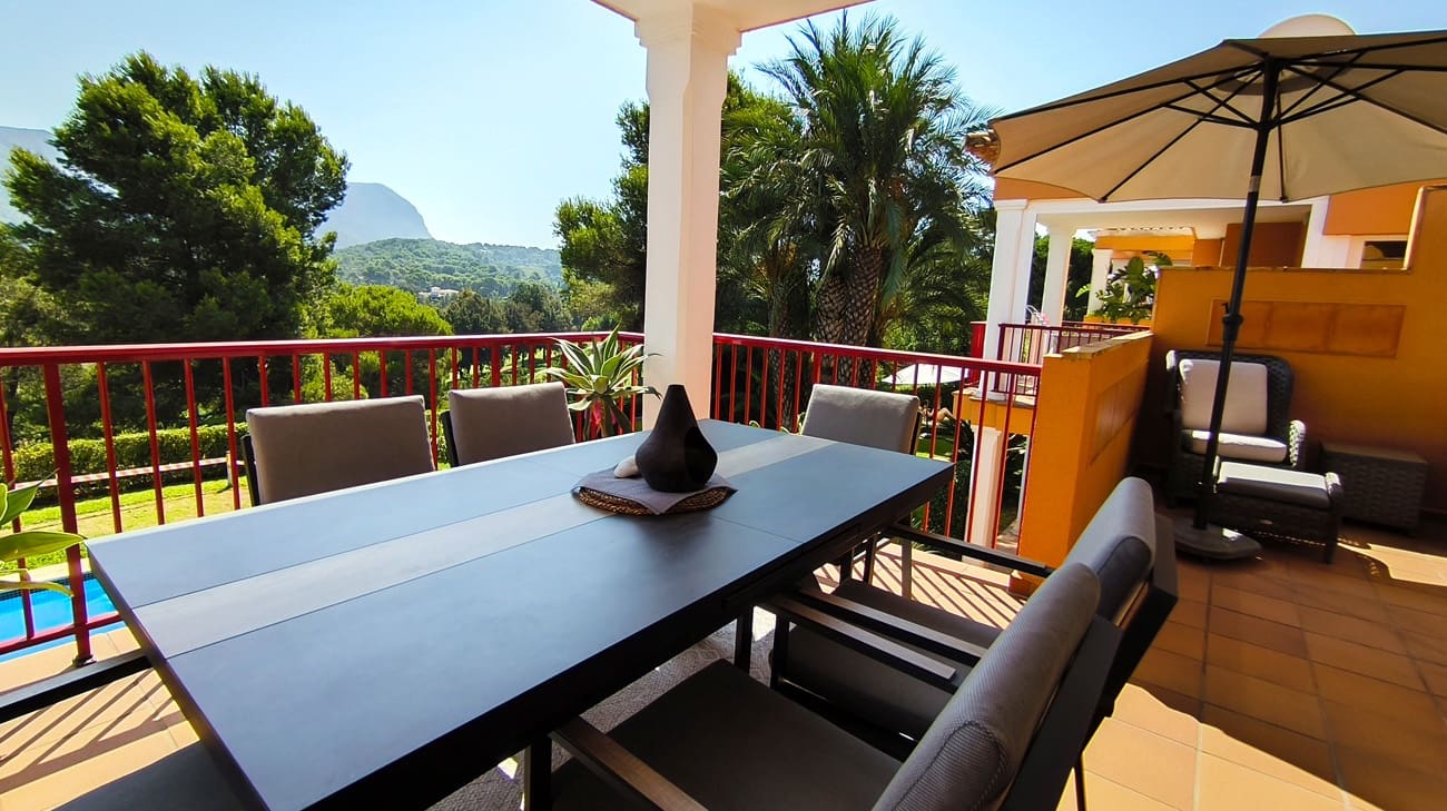2 Zimmer Apartment zu verkaufen in Denia mit Pool Garage - 309.000 € (Ref: 10004320)