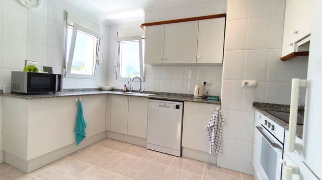3 soverom Villa til salgs i La Xara - La Sella, Dénia med svømmebasseng garasje - € 439 000 (Ref: 10029513)