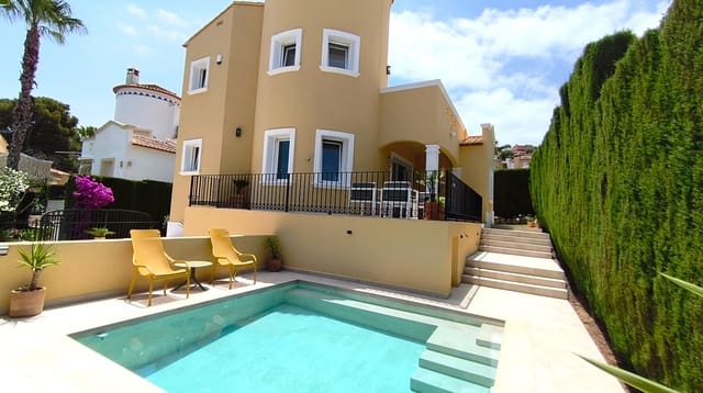 3 soverom Villa til salgs i La Xara - La Sella, Dénia med svømmebasseng garasje - € 439 000 (Ref: 10029513)
