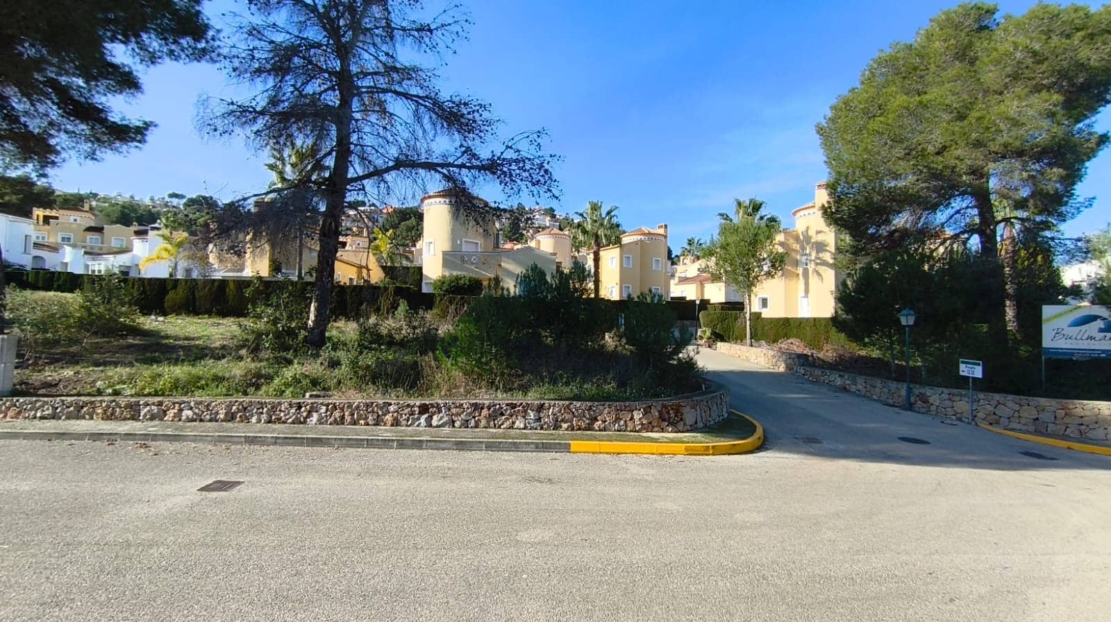 Ubebygd land til salgs i Denia - € 120 000 (Ref: 4588734)