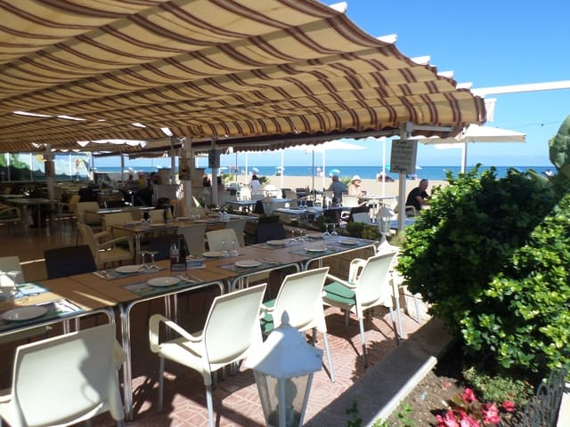 Apartamento de 2 habitaciones en Les Bassetes - El Marjal, Dénia en venta con piscina - 299.000 € (Ref: 8212072)