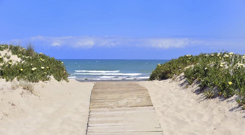 3 soveværelse Byhus til salg i Denia med swimmingpool garage - € 425.000 (Ref: 8600656)