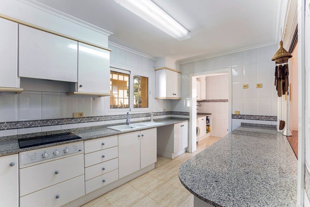 3 soveværelse Villa til salg i Denia med garage - € 795.000 (Ref: 9086408)