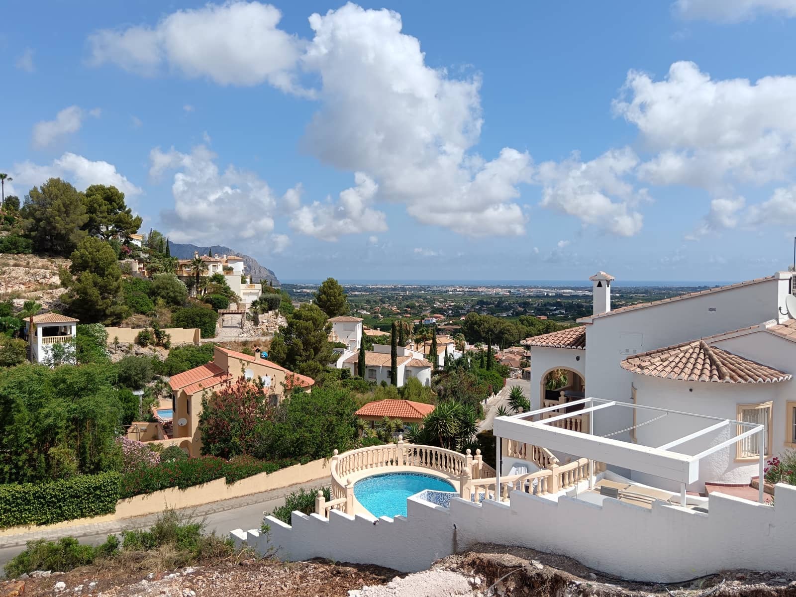 3 soveværelse Villa til salg i Monte Solana med swimmingpool - € 529.000 (Ref: 9105303)