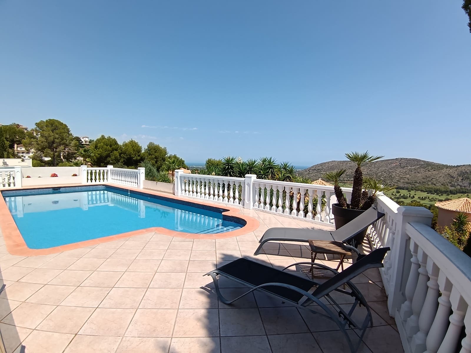 5 soveværelse Villa til salg i Pedreguer med swimmingpool - € 960.000 (Ref: 9170442)